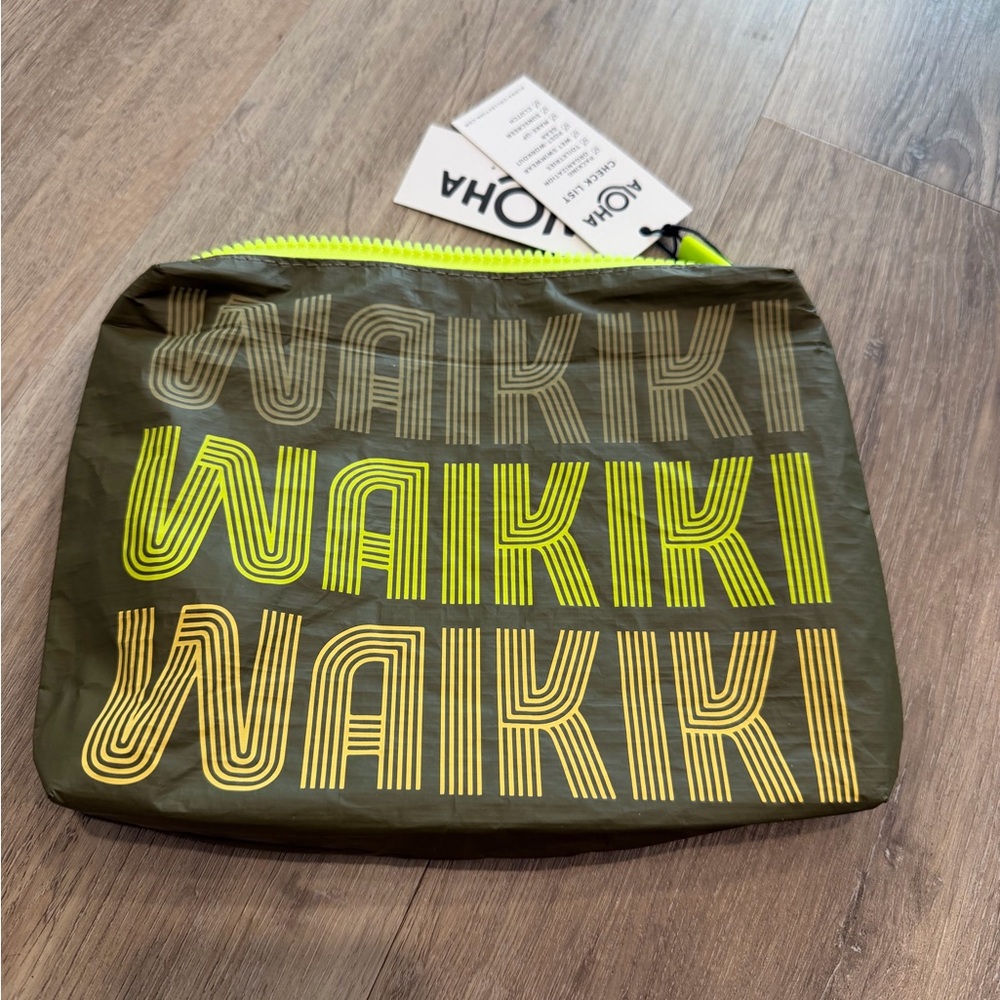 Aloha Collection Hawaii EXCLUSIVE Waikiki Disco Small Pouch NWT
